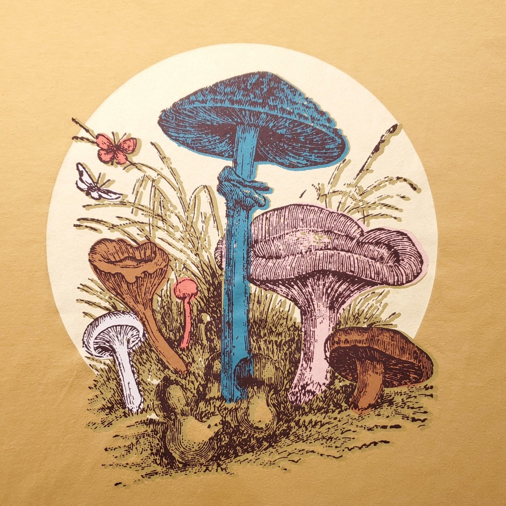 Mushroom Graphic‎ T Shirt Men XXL Yellow Fungi Nature Hippie Earthy Goodfellow